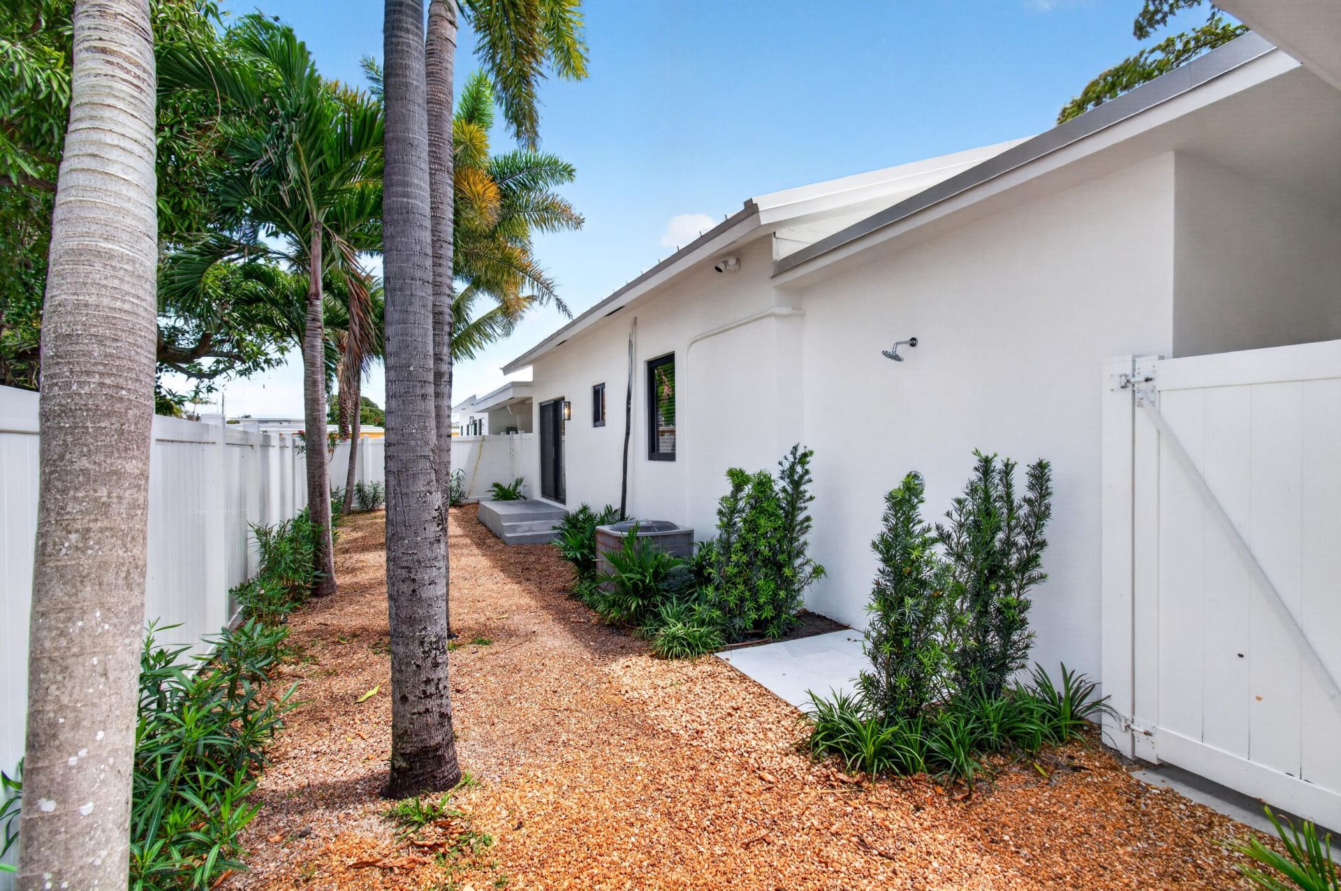 517 NW 1st Street, Delray Beach, FL 33444 Photo