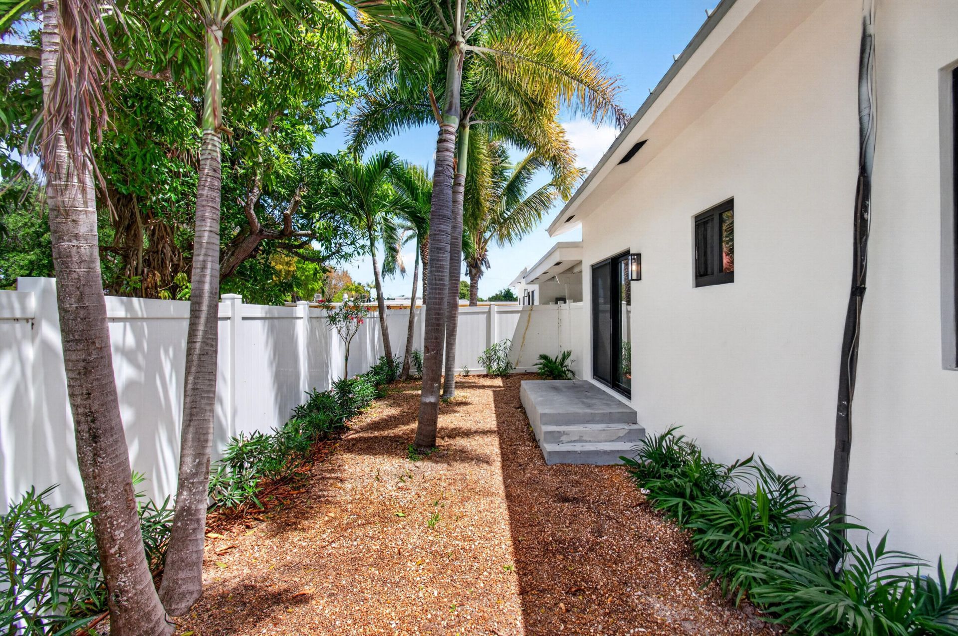 517 NW 1st Street, Delray Beach, FL 33444 Photo