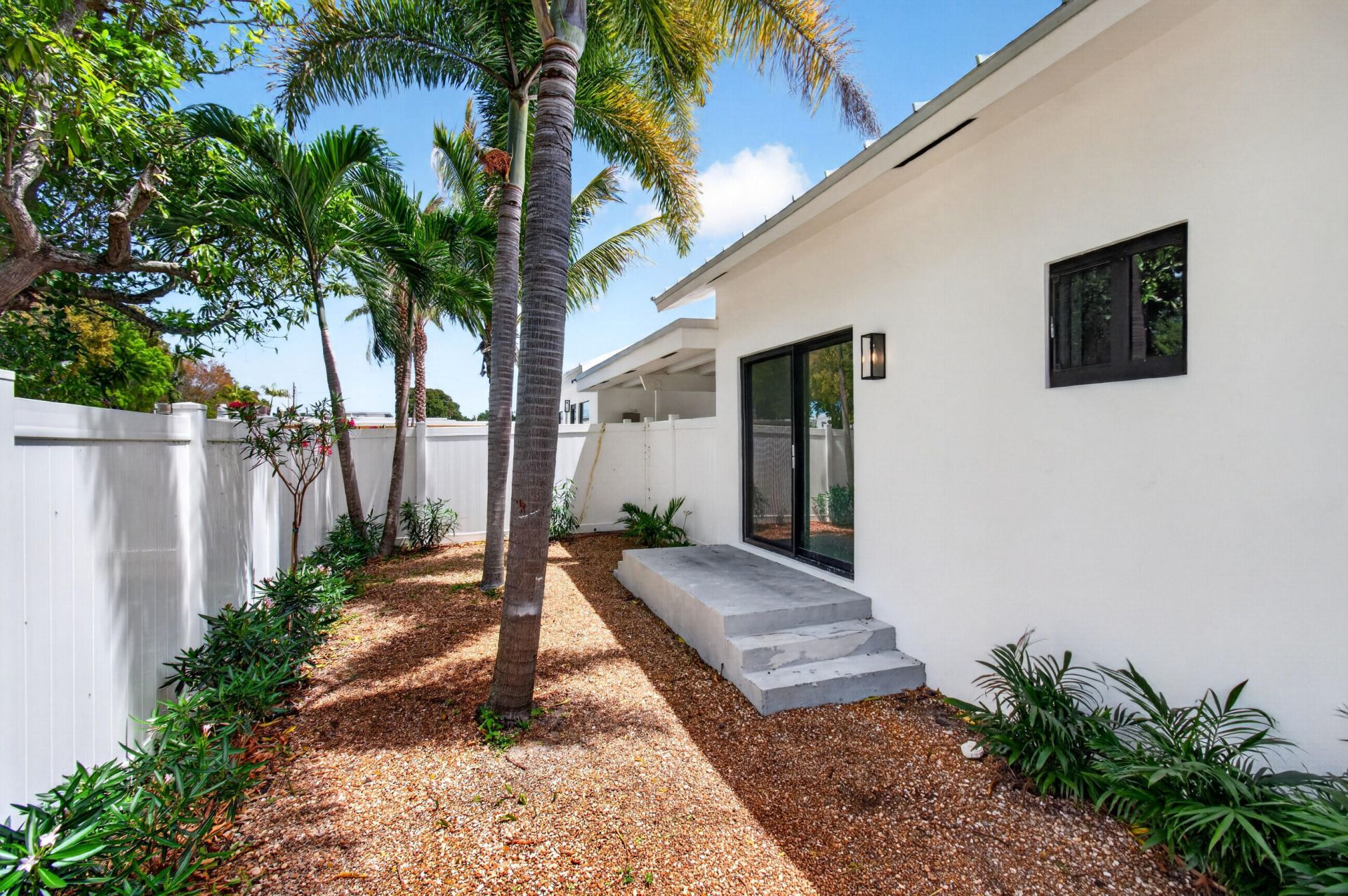 517 NW 1st Street, Delray Beach, FL 33444 Photo