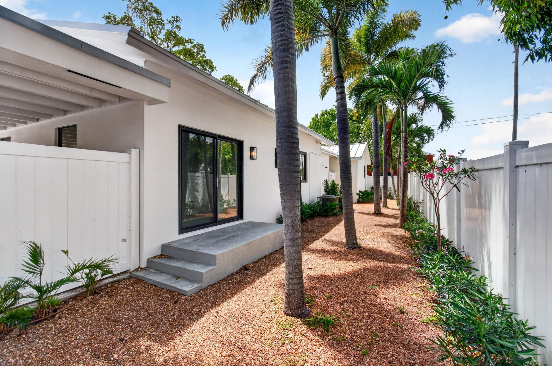 517 NW 1st Street, Delray Beach, FL 33444 Photo
