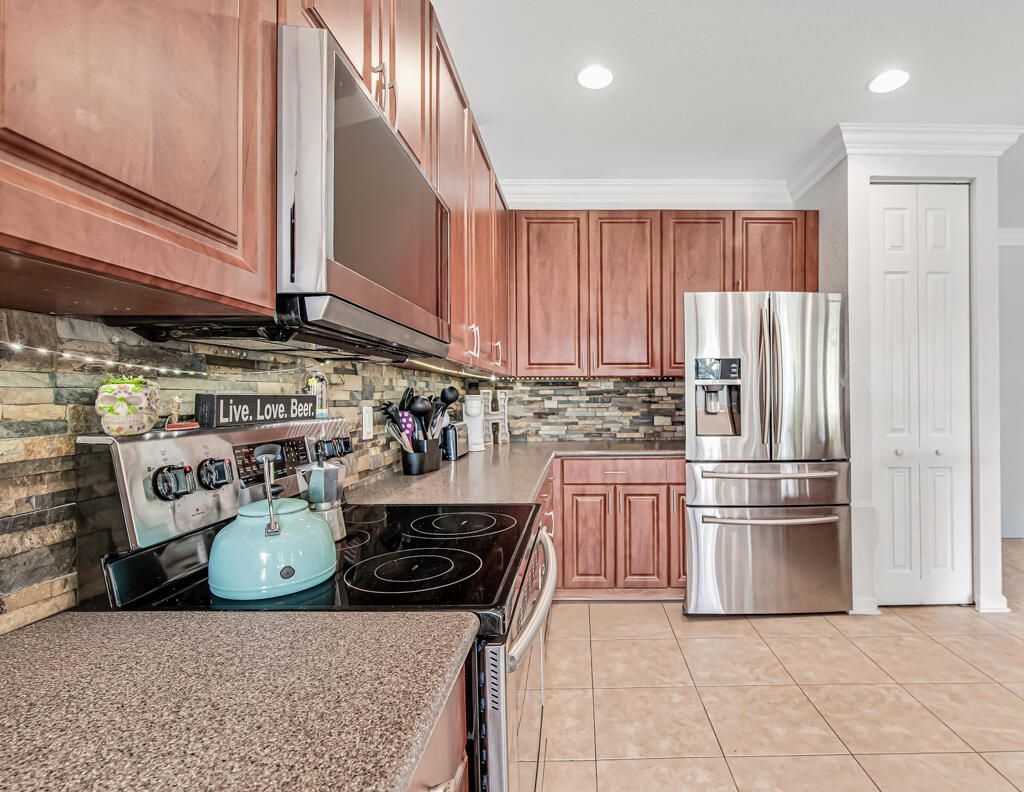 160 Belle Grove Lane, West Palm Beach, FL 33411 Photo
