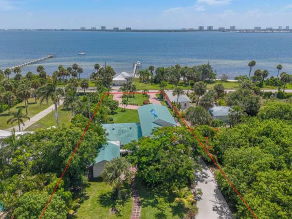 12417 S Indian River Drive, Jensen Beach, FL 34957