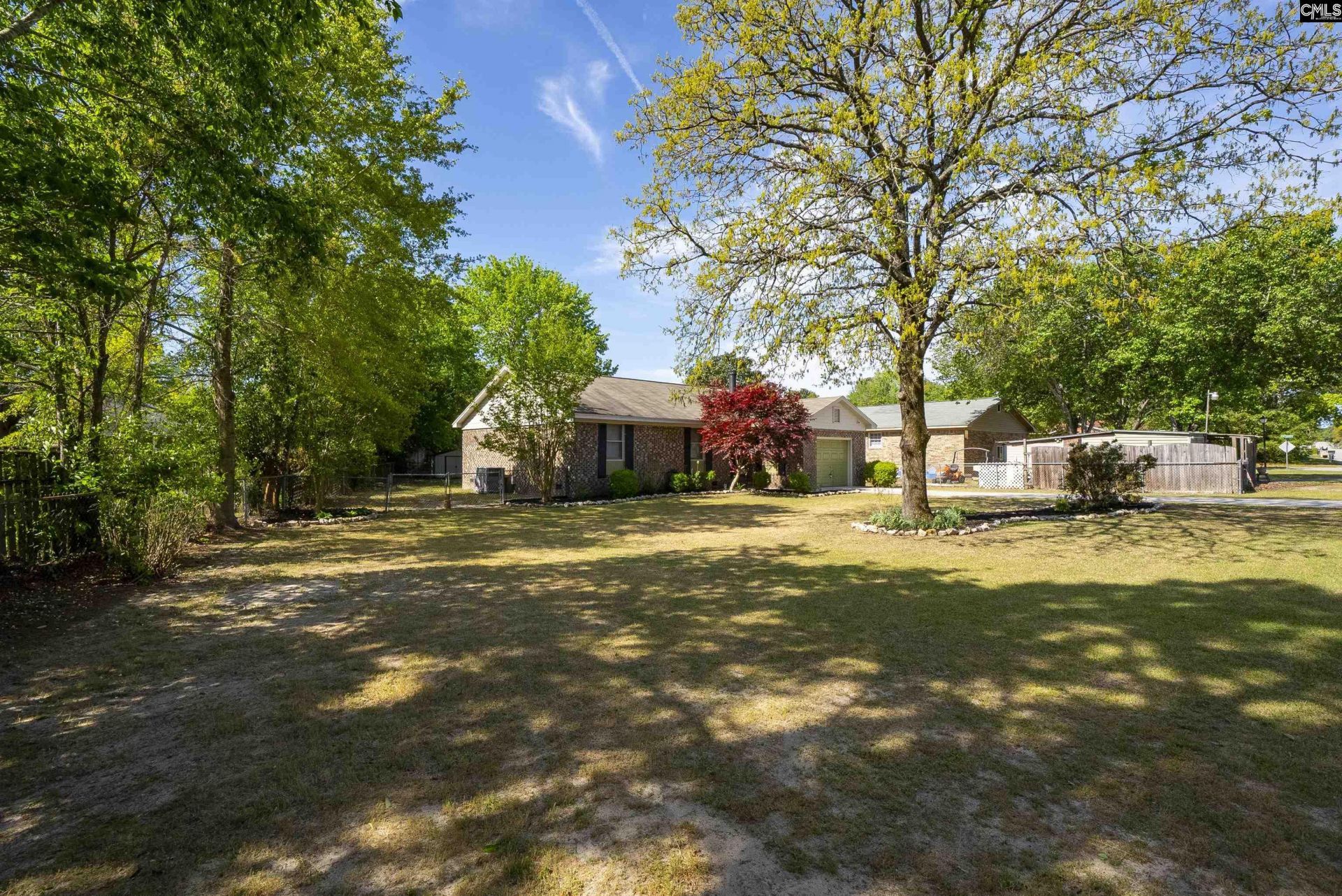 2743 American Avenue Photo 10