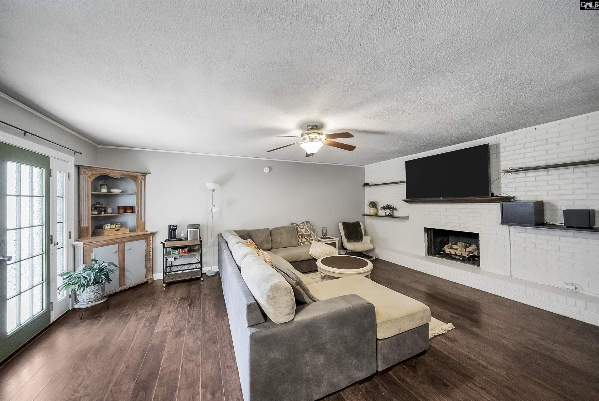 2743 American Avenue Photo 15