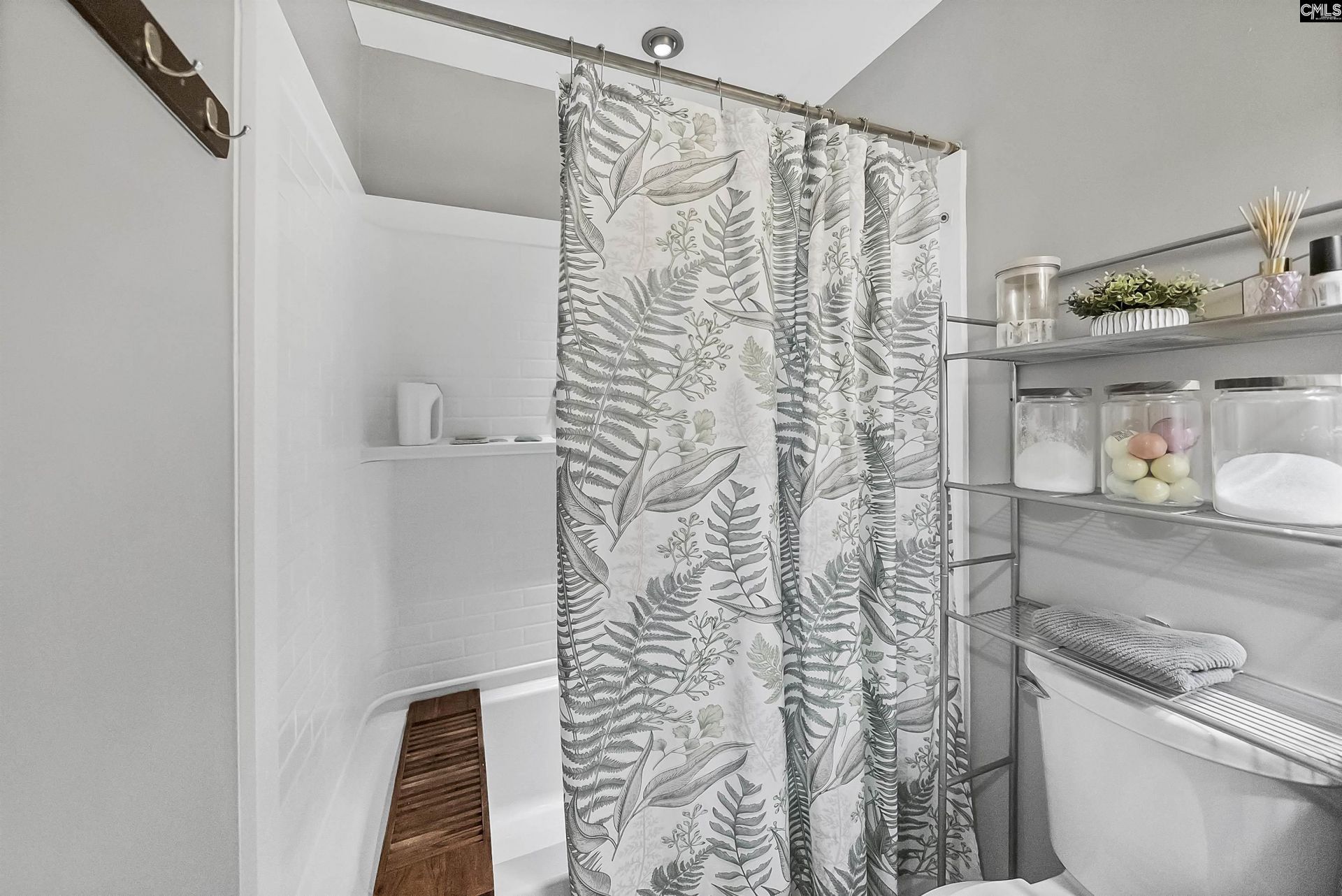 2743 American Avenue Photo 28