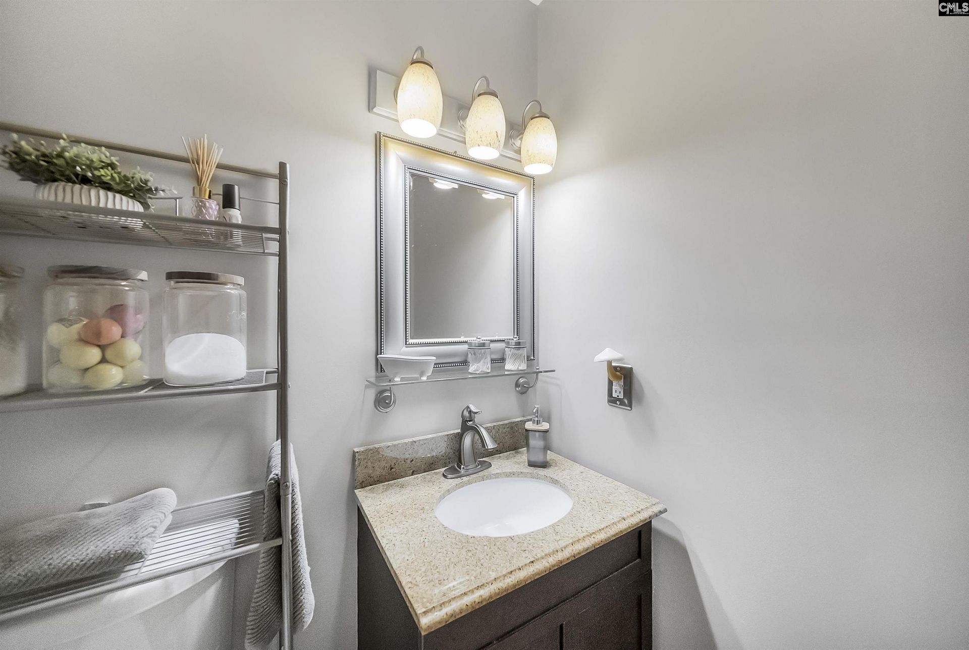 2743 American Avenue Photo 29