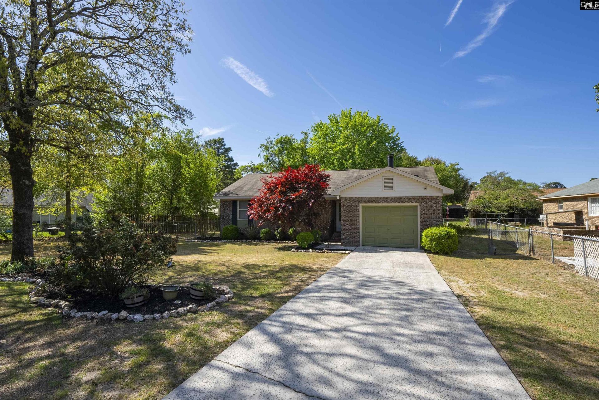 2743 American Avenue Photo 4