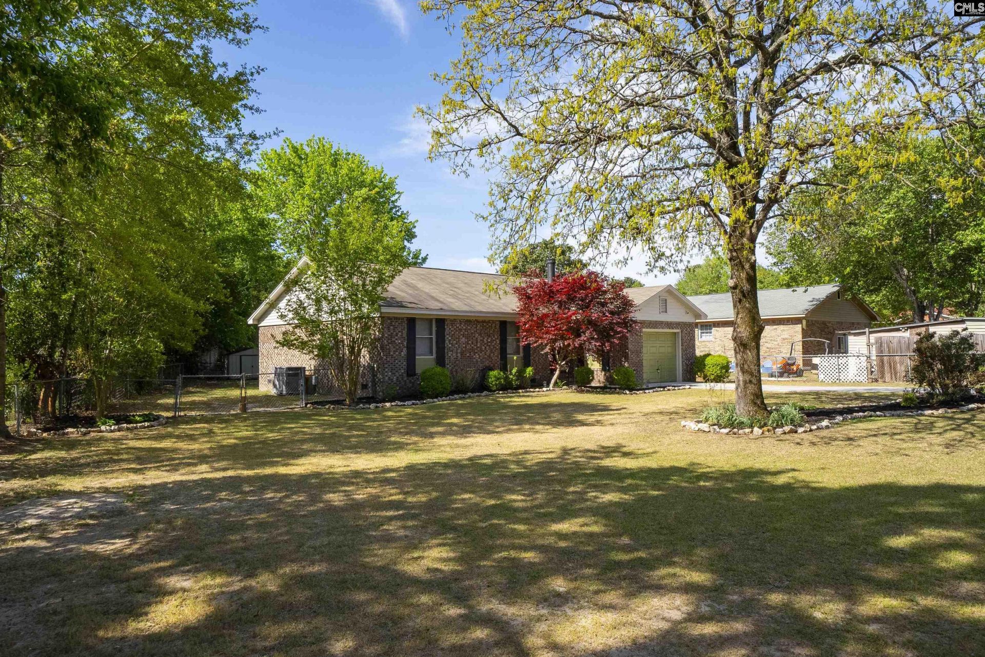 2743 American Avenue Photo 9