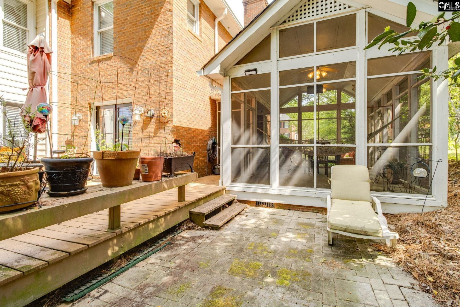 15 Westshire Court Photo 32