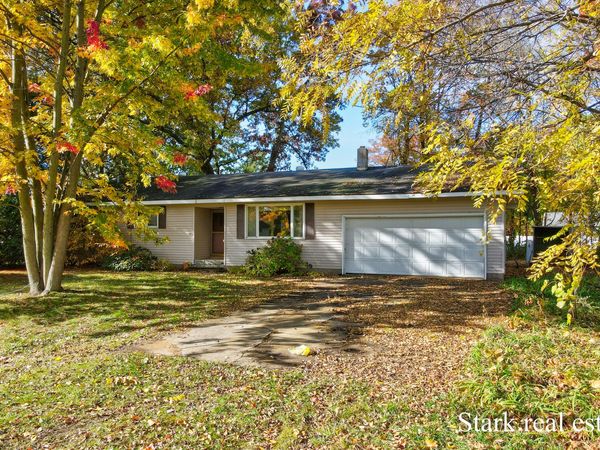 275 S 8th Avenue, Fruitport, MI 49415