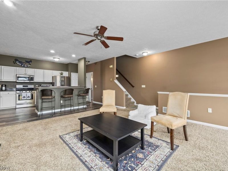 224 E Marina, Lorain, OH 44052 Photo 13