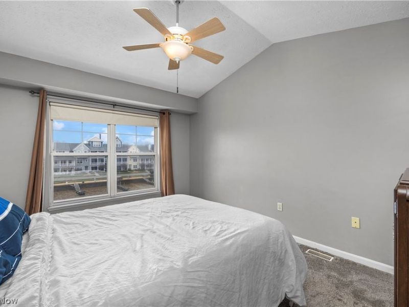 224 E Marina, Lorain, OH 44052 Photo 18