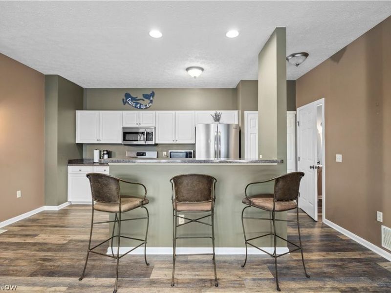 224 E Marina, Lorain, OH 44052 Photo 3