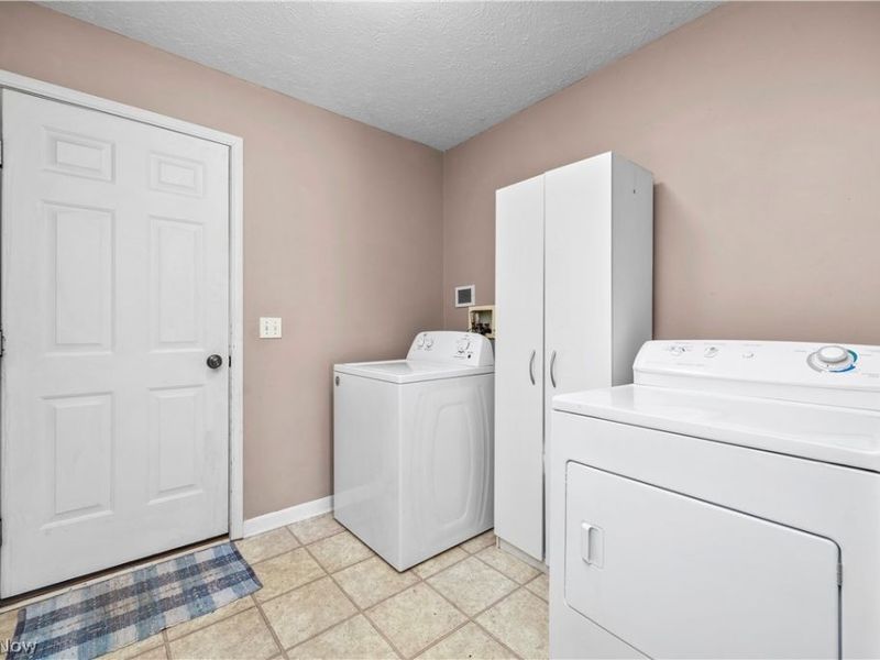 224 E Marina, Lorain, OH 44052 Photo 30