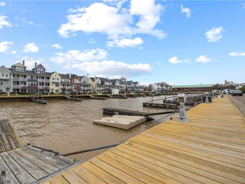 224 E Marina, Lorain, OH 44052 Photo 34