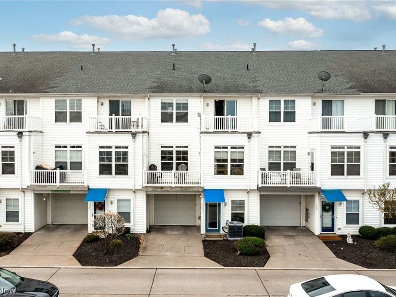 224 E Marina, Lorain, OH 44052 Photo 38