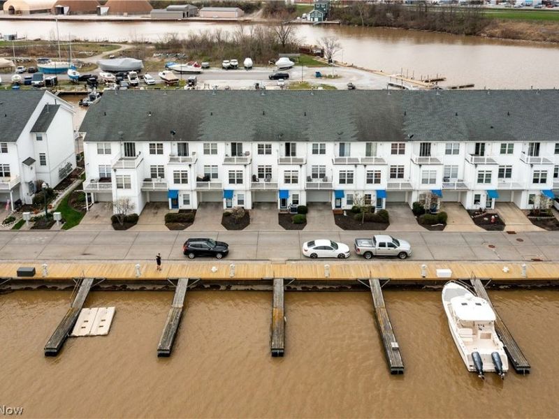 224 E Marina, Lorain, OH 44052 Photo 40