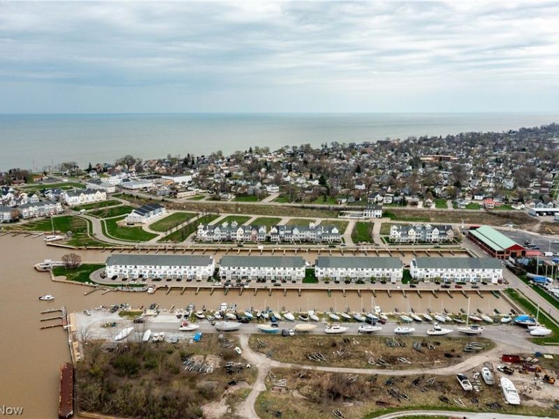 224 E Marina, Lorain, OH 44052 Photo 48