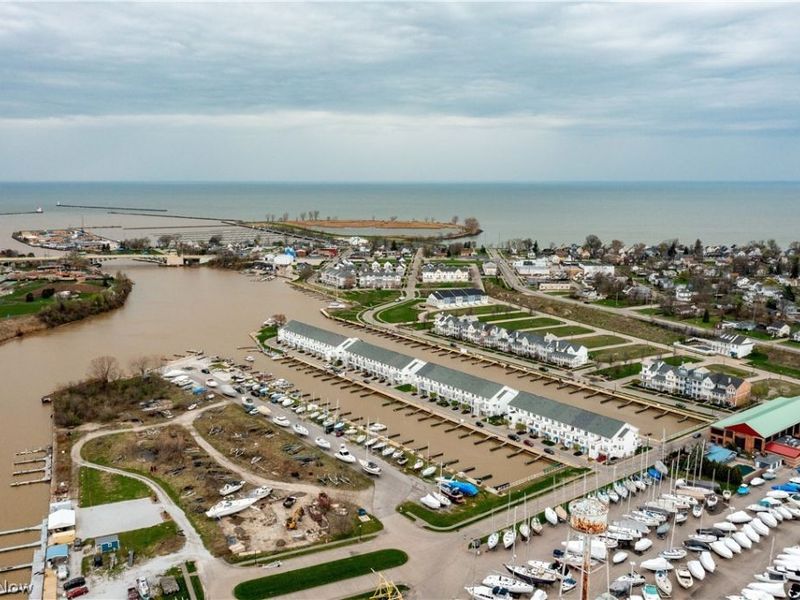 224 E Marina, Lorain, OH 44052 Photo 50