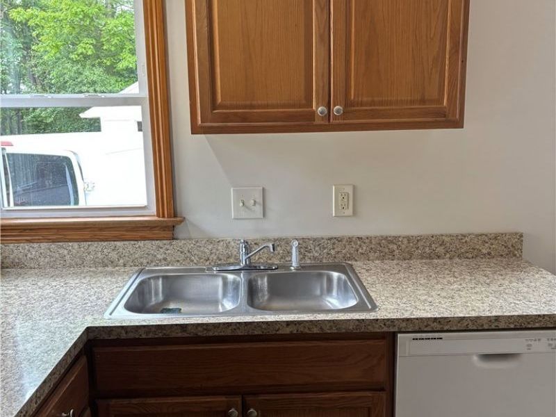 140 Cowles Avenue, Bedford, OH 44146 Photo 13