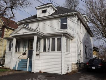 36 N Lyon Street, Batavia, NY 14020