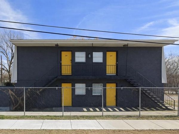 901 Bessie Street, Fort Worth, TX 76104