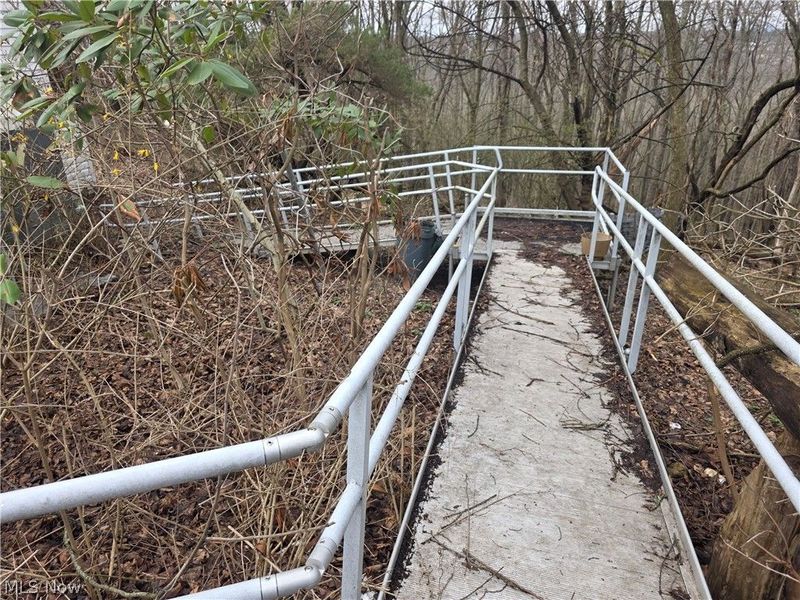 2031 Pickering Street, East Liverpool, OH 43920 Photo 6