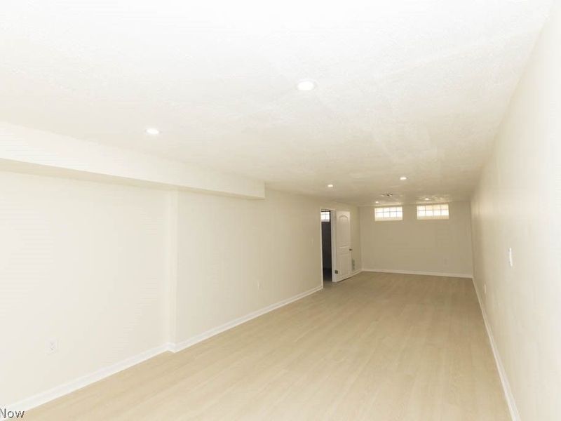 1722 Hawthorne Drive, Mayfield Heights, OH 44124 Photo 21