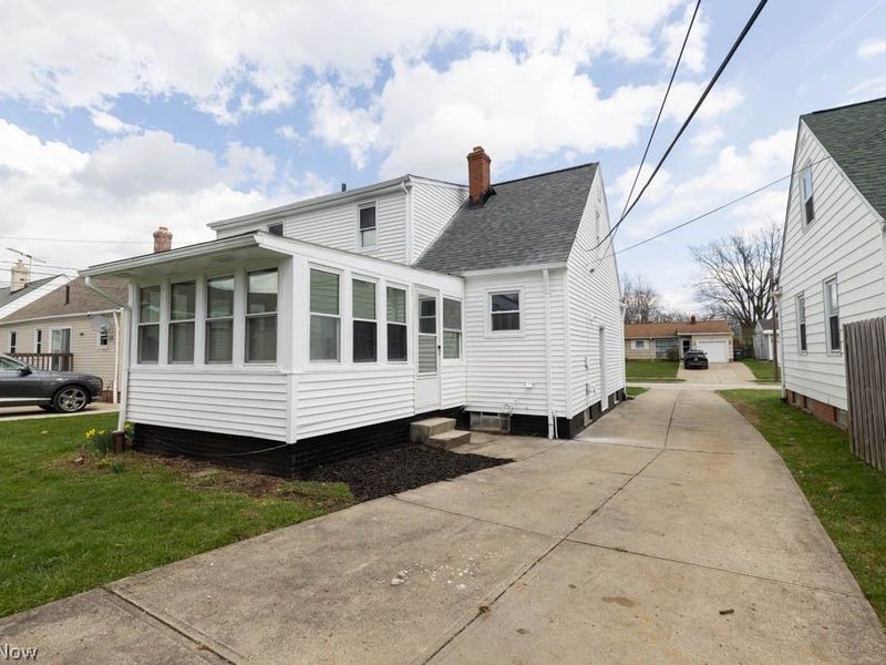 1722 Hawthorne Drive, Mayfield Heights, OH 44124 Photo 23