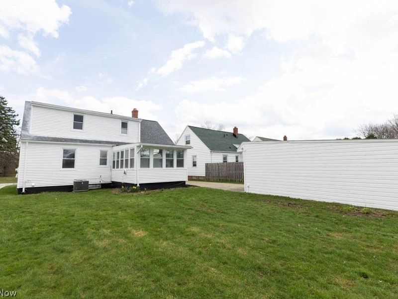 1722 Hawthorne Drive, Mayfield Heights, OH 44124 Photo 25