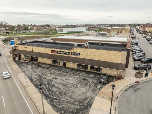 337 N Main STREET #337, West Bend, WI 53095