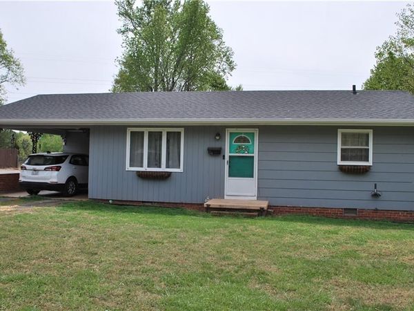 372 Duke Street , Mocksville, NC 27028