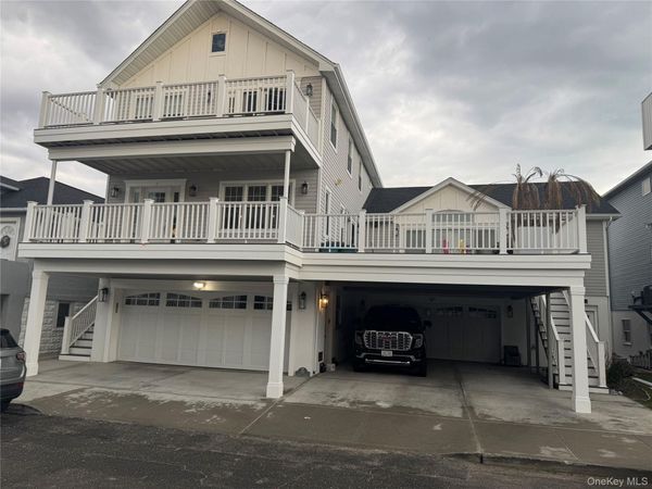102 Florida Street, Long Beach, NY 11561