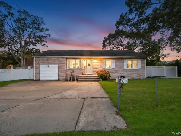 3 Francisco Avenue, Central Islip, NY 11722