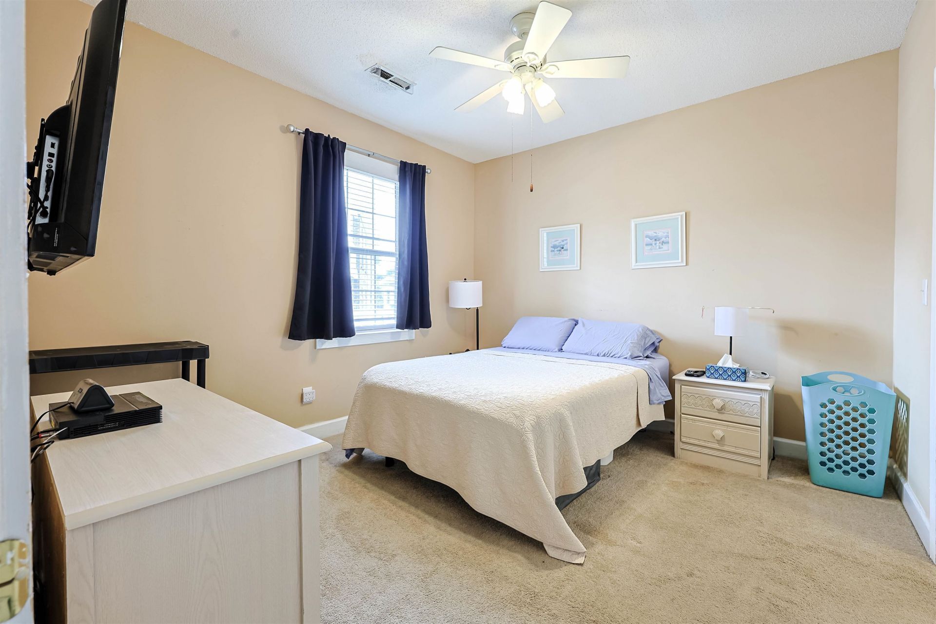 695 Riverwalk Dr. Photo 10