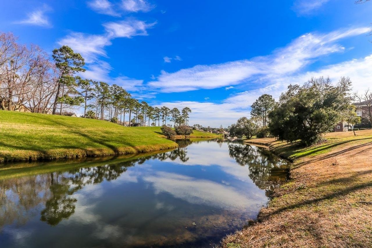 695 Riverwalk Dr. Photo 21