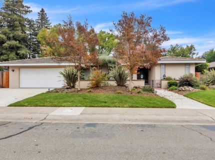 61 Saratoga Cir, Sacramento, CA 95864 Photo