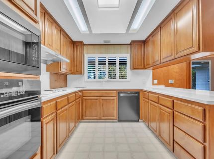 61 Saratoga Cir, Sacramento, CA 95864 Photo