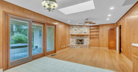 61 Saratoga Cir, Sacramento, CA 95864 Photo