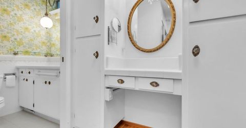 61 Saratoga Cir, Sacramento, CA 95864 Photo