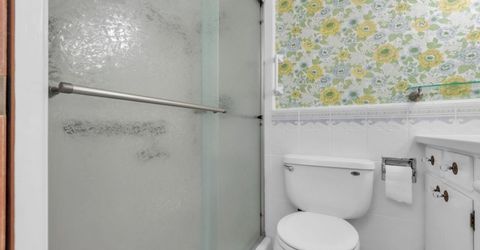 61 Saratoga Cir, Sacramento, CA 95864 Photo