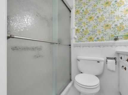 61 Saratoga Cir, Sacramento, CA 95864 Photo