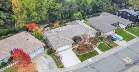 61 Saratoga Cir, Sacramento, CA 95864 Photo