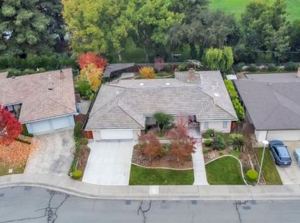 61 Saratoga Cir, Sacramento, CA 95864 Photo