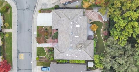 61 Saratoga Cir, Sacramento, CA 95864 Photo