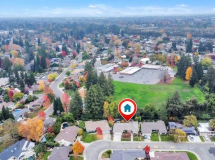 61 Saratoga Cir, Sacramento, CA 95864 Photo