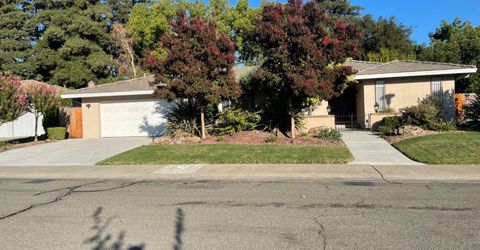 61 Saratoga Cir, Sacramento, CA 95864 Photo