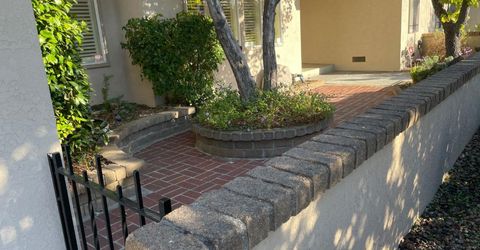 61 Saratoga Cir, Sacramento, CA 95864 Photo