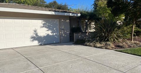 61 Saratoga Cir, Sacramento, CA 95864 Photo