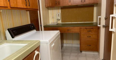 61 Saratoga Cir, Sacramento, CA 95864 Photo